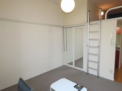 ロフト付きのお部屋です