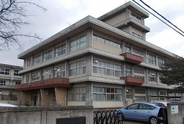 福島市立瀬上小学校まで700m