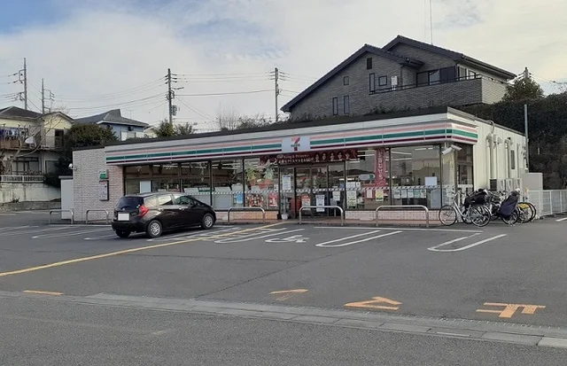 セブン　さいたま中尾駒前店まで120m