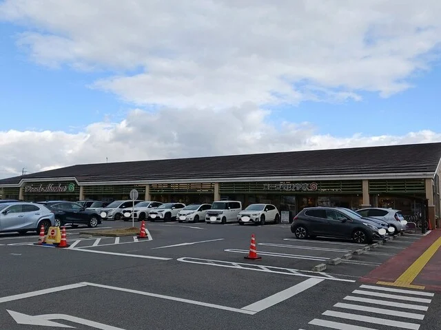 コープ　守山店まで150m