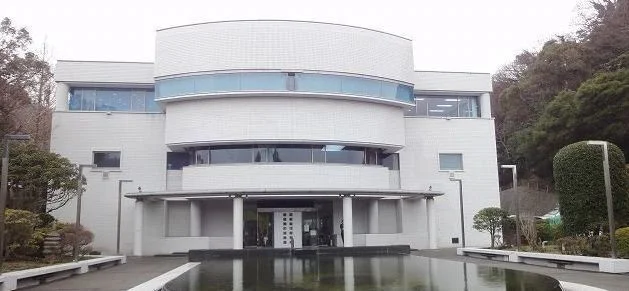 葉山町役場まで1260m