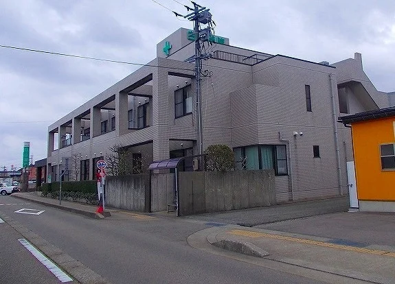 白山医院まで700m