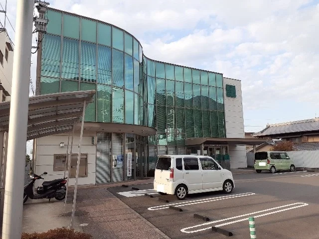 伊予銀行土居店様まで500m