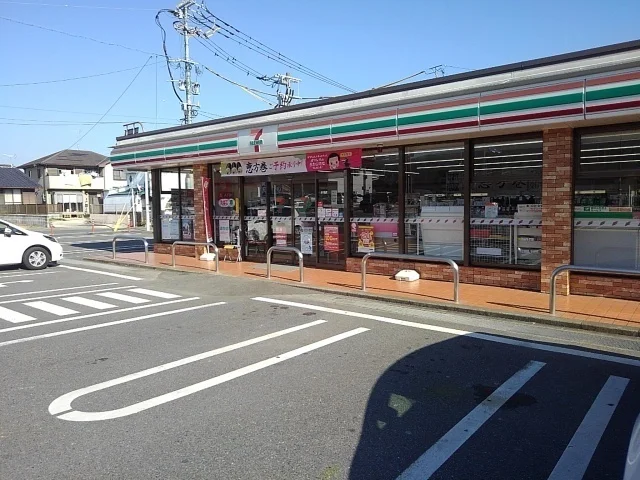 セブンイレブン鳥栖宿町店まで590m