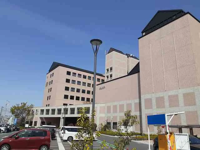 堺市西区役所まで600m