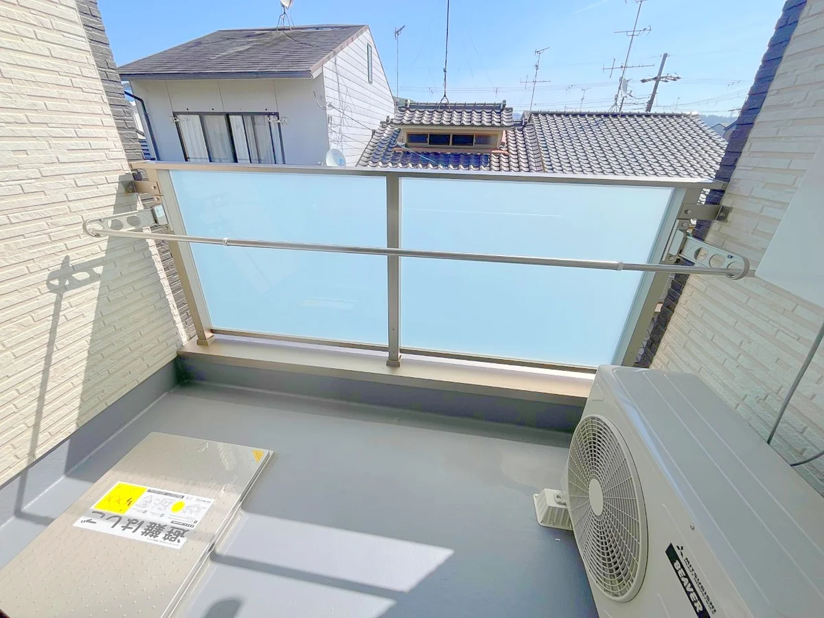 広めのベランダがあります♪洗濯物も干すことが出来ます👕