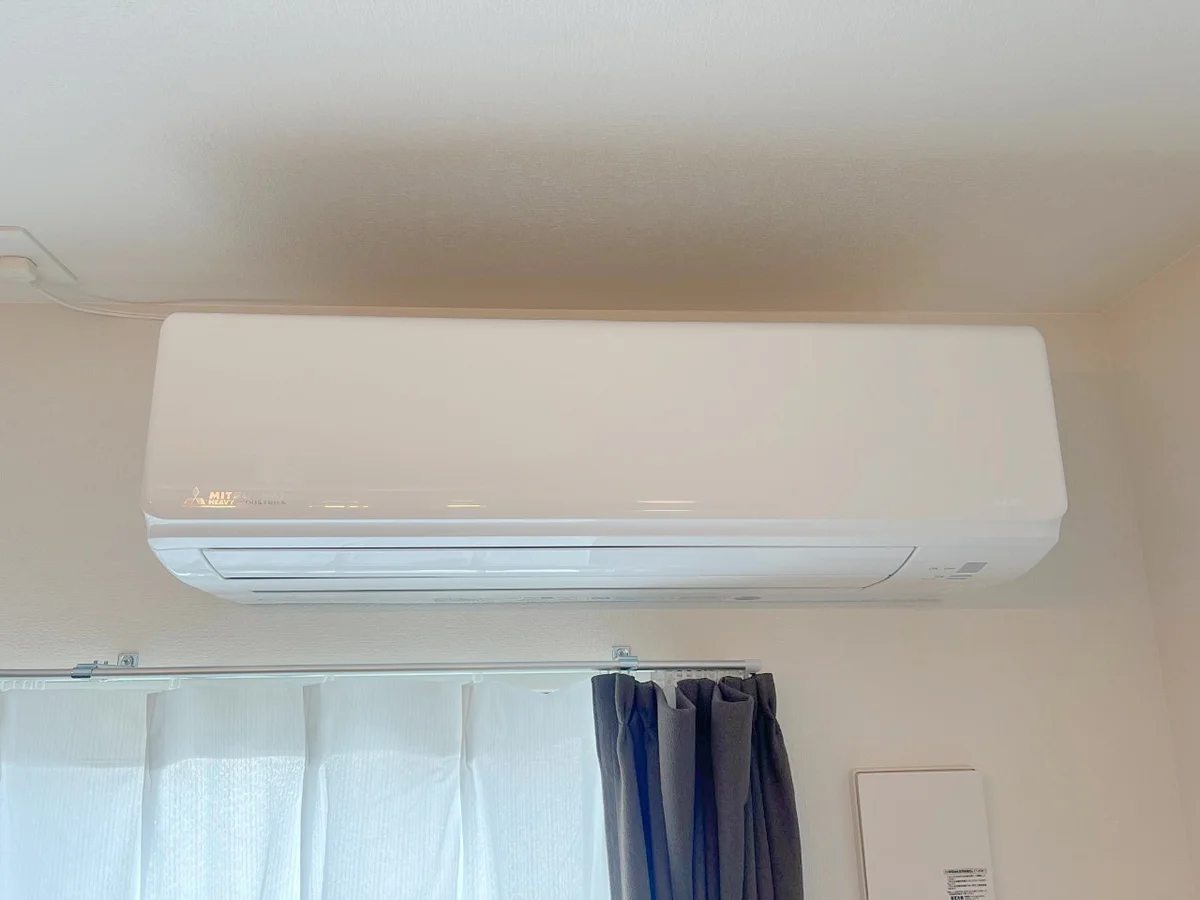 お部屋にはエアコンがあります☆