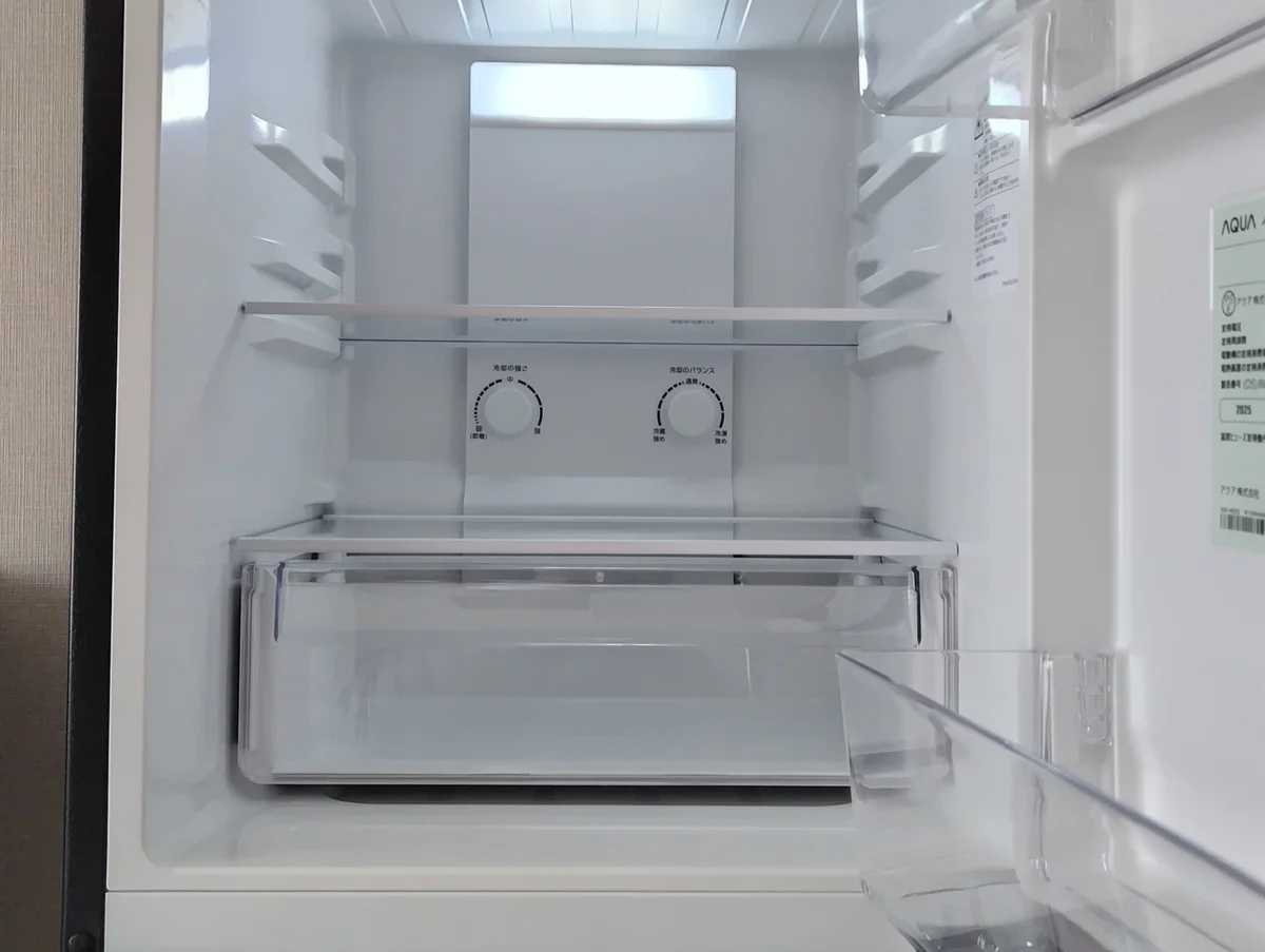 冷蔵室、たっぷり86リットル