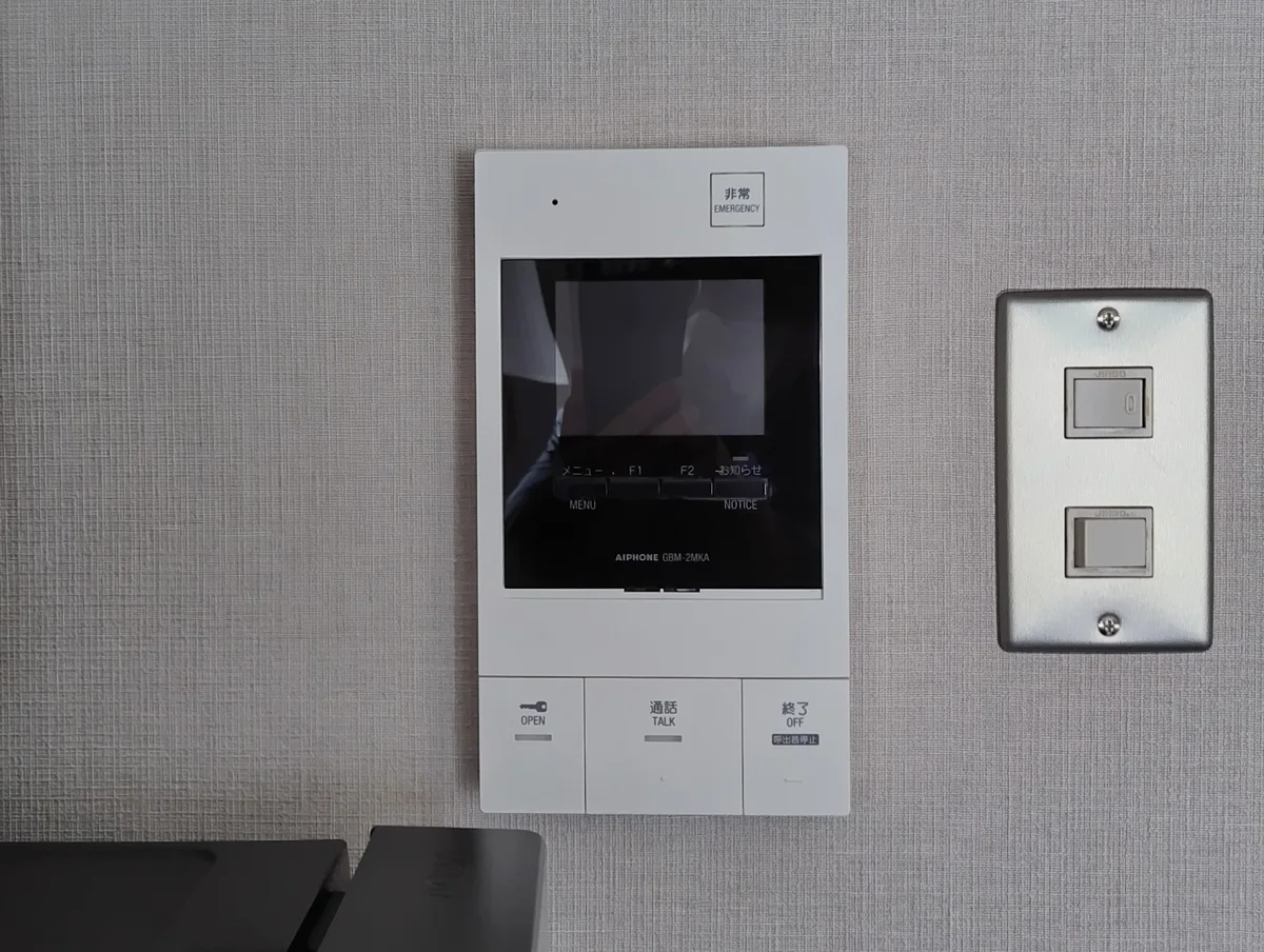 テレビモニター付きオートロックで安心