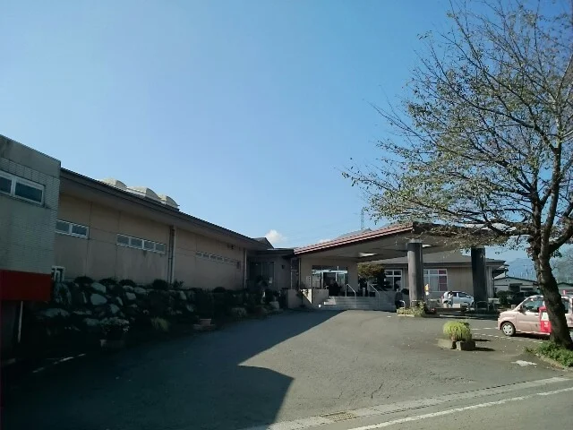 群馬温泉やすらぎの湯まで1300m