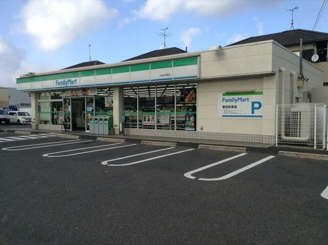 ファミリーマート　大津大将軍店まで550m