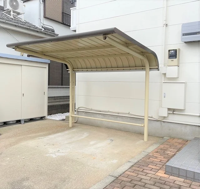 屋根付き駐輪場