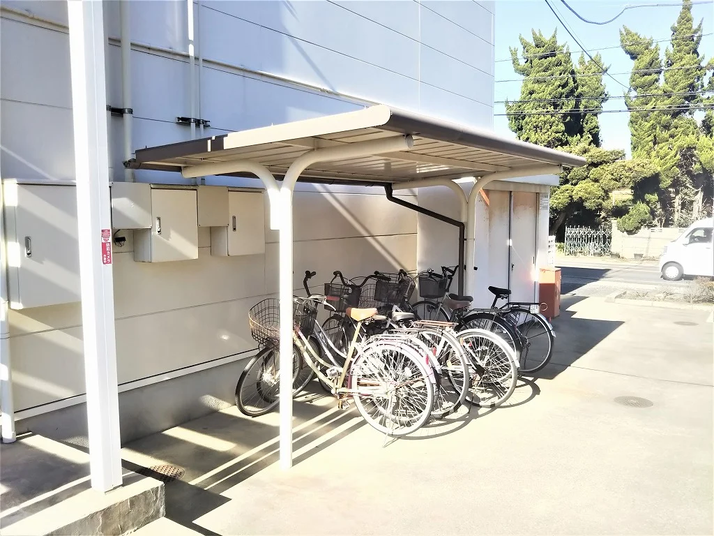 駐輪場完備