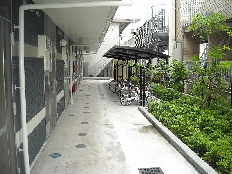 屋根付き駐輪場