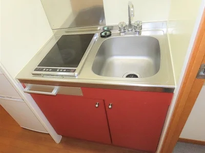 2口の電気コンロまたはIHコンロとなります