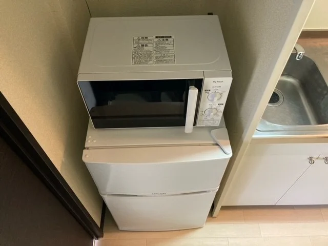 電子レンジ、冷蔵庫