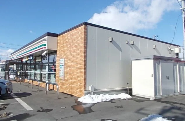 セブンイレブン八太郎２丁目店まで650m