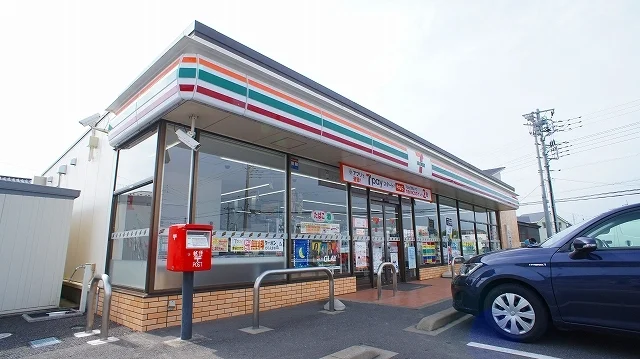 セブンイレブンまで300m