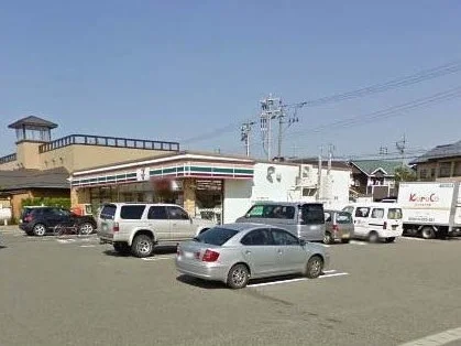 セブンイレブン 新潟松崎店まで820m