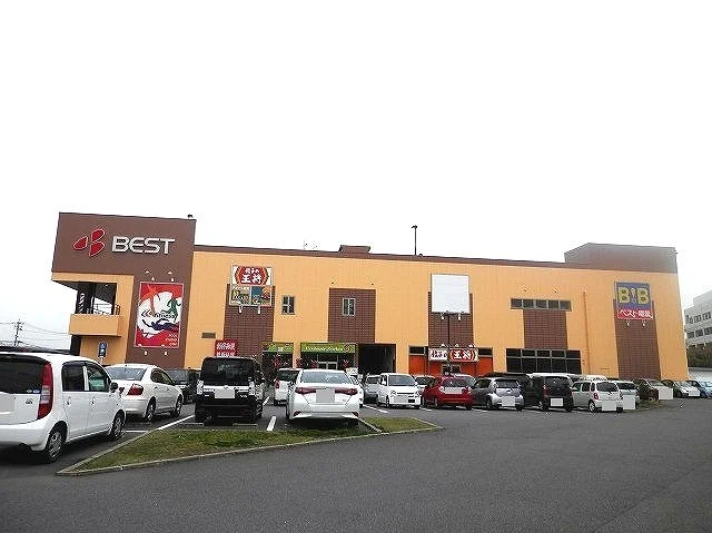 クロスモールまで1900m