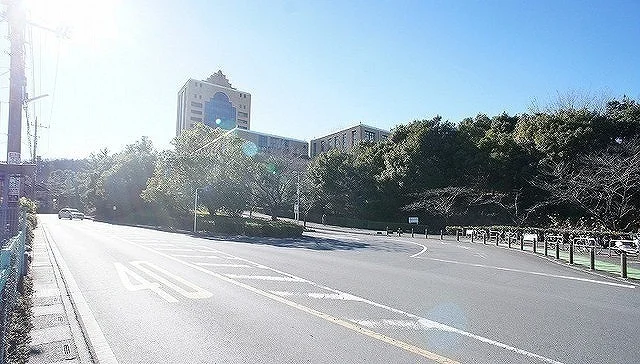 駿河台大学まで1300m