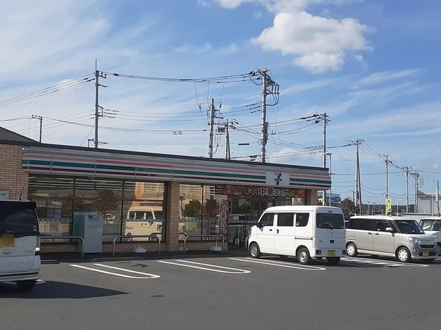 セブンイレブン　内原駅北店まで400m