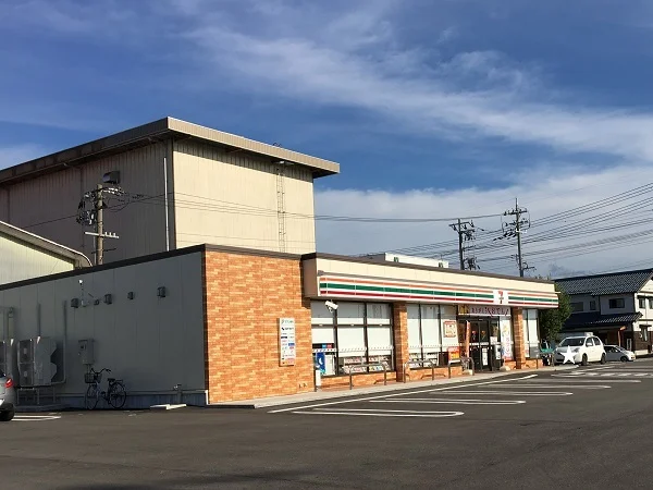 セブンイレブンまで500m