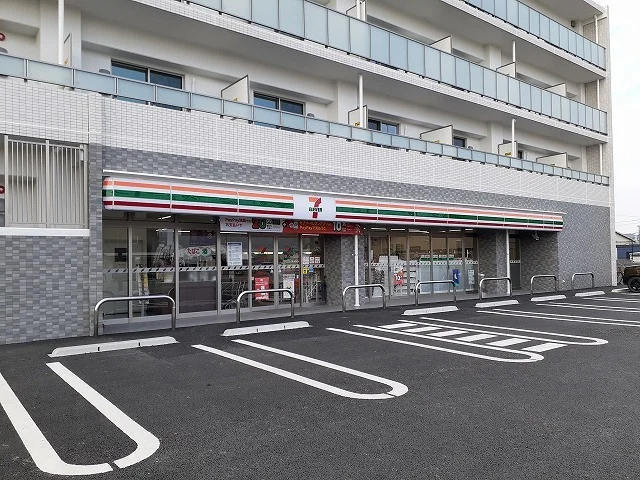 セブンイレブン安永店まで450m