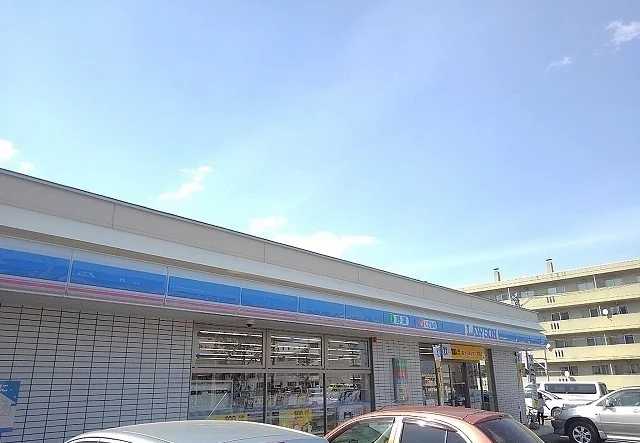 ローソンまで360m