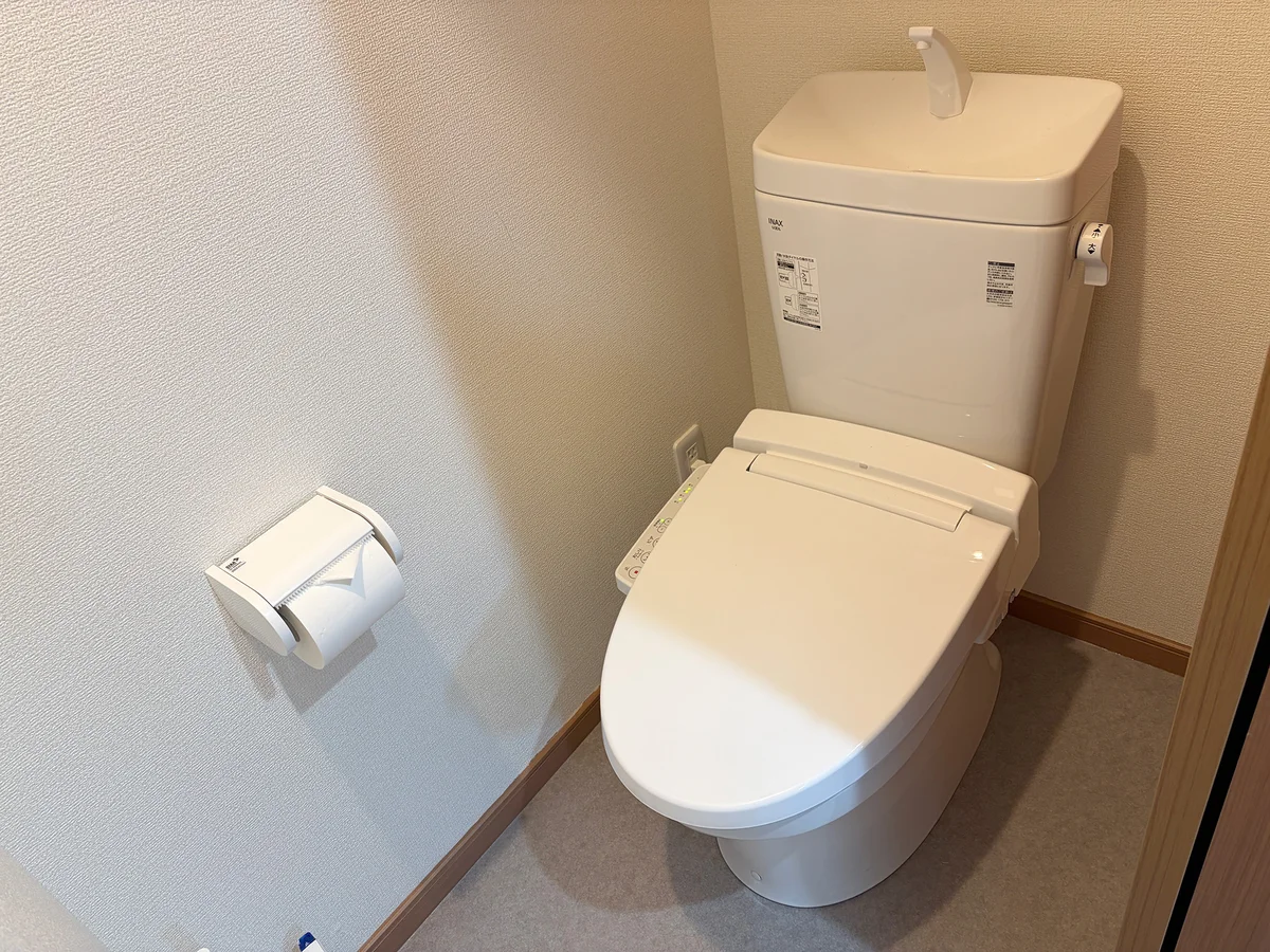 ウォシュレットつき