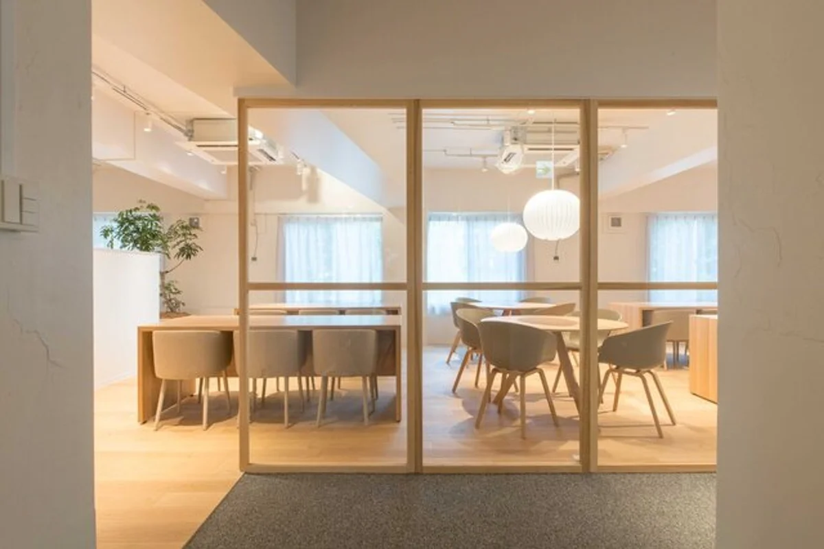 ゆったり過ごせるラウンジスペースに（※写真は別施設のイメージです）