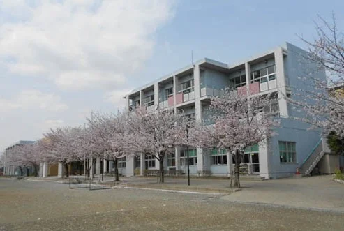 千葉市立あすみが丘小学校まで1400m