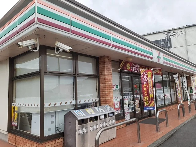 セブンイレブン上滝東店まで750m