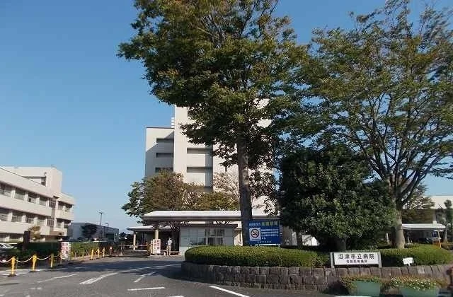 沼津市立病院まで1000m