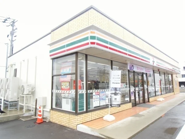 セブンイレブンまで1200m