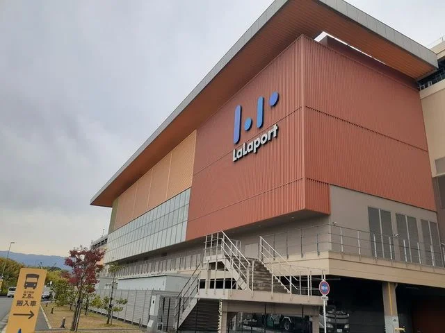 ららぽーと様まで1800m