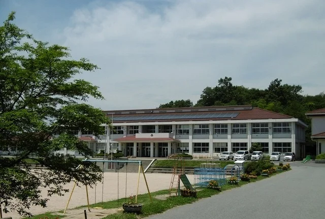 板橋小学校まで350m