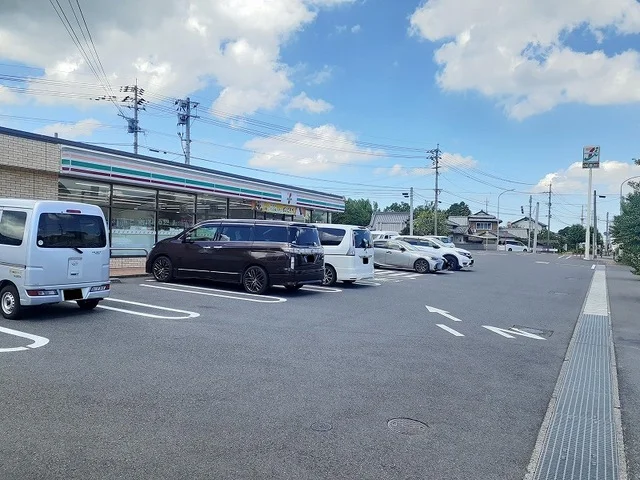 セブンイレブン宇佐別府店まで650m