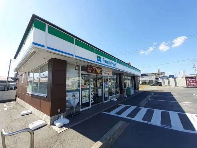 ファミリーマート石巻南中里店まで500m