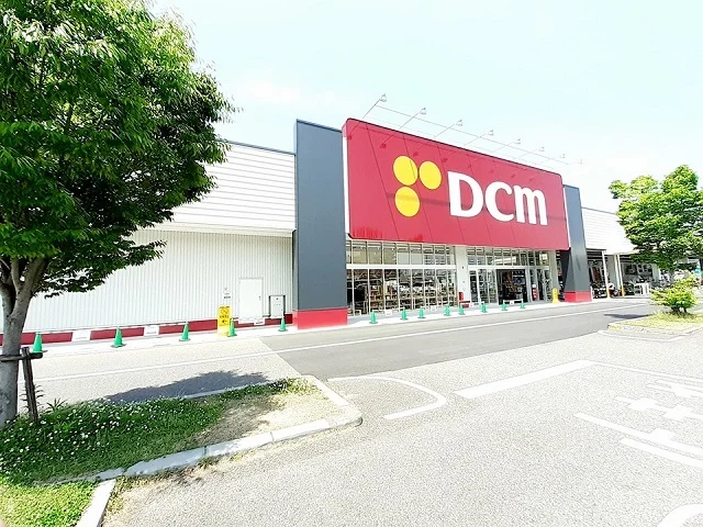 DCM 大垣鶴見店まで400m
