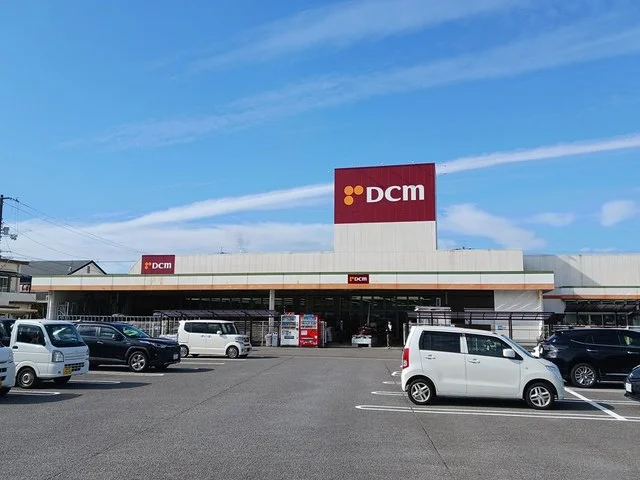 DCM川之江店まで856m