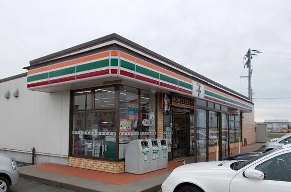 セブンイレブン　白根茨曽根店まで1600m