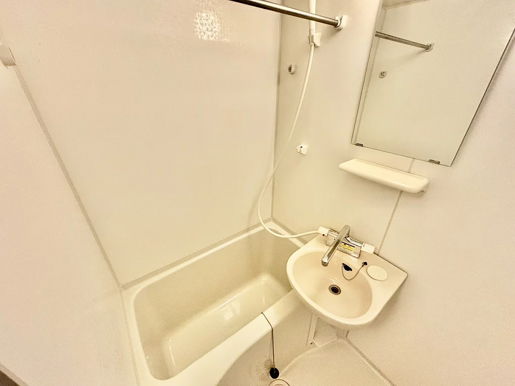 設備・仕様は号室により異なる為、現況を優先いたします。