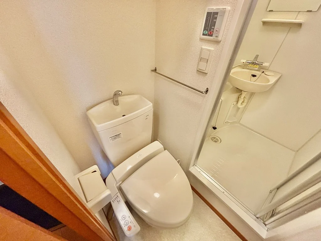 設備・仕様は号室により異なる為、現況を優先いたします。