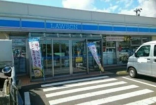 ローソン内舟渡店まで900m