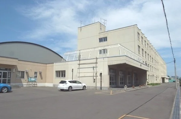 北都中学校まで2000m