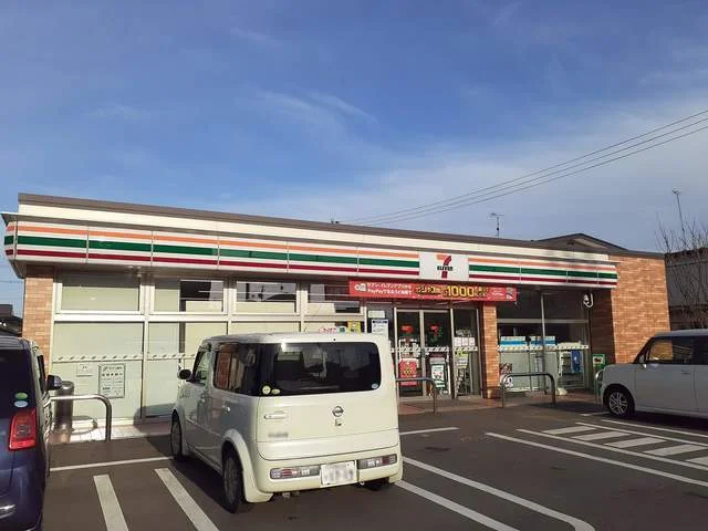 セブンイレブン東中通り店まで400m