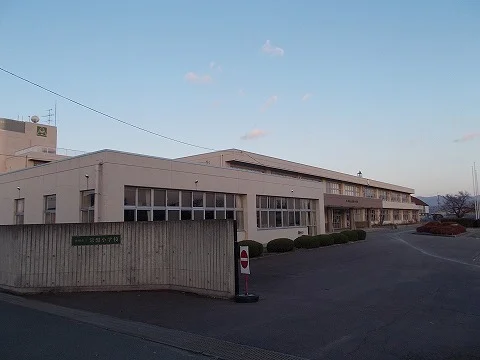 常盤小学校まで750m