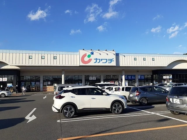 カワチ薬品今市店まで500m