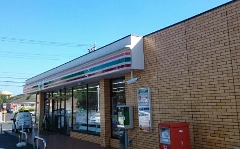 セブンイレブンまで1260m